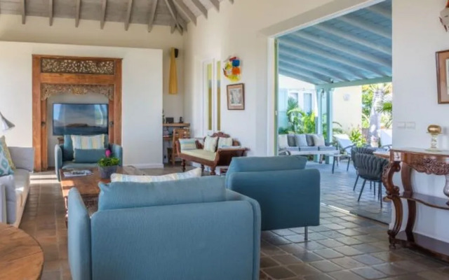 Dream Villa Mont Jean-1992