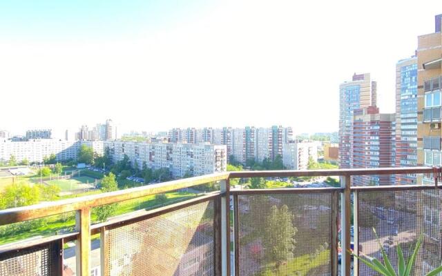 Star Group (Star Group) on Dunaysky Avenue