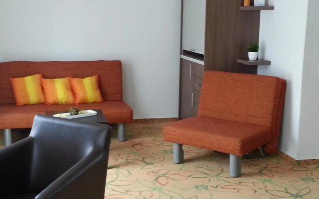 Hotel Aviva
