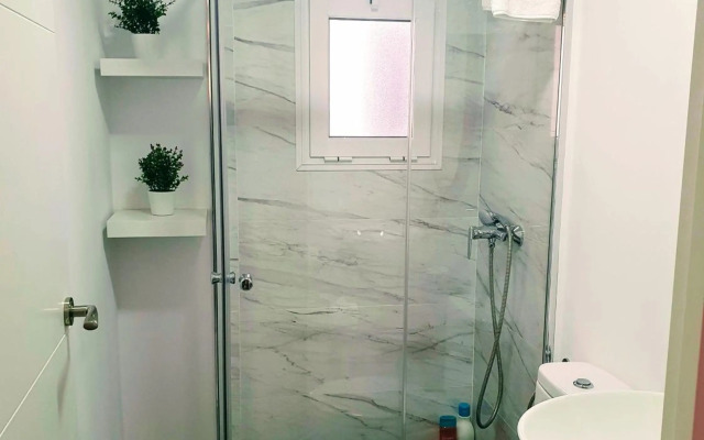 Recien renovado junto a Santa Justa y el centro