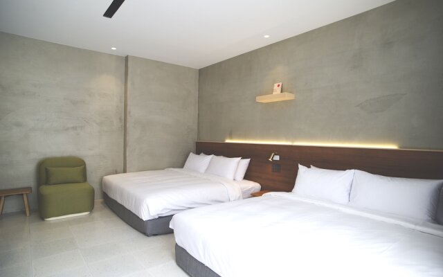 FFF Hotel