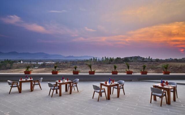 Comfort Inn, Statue of Unity