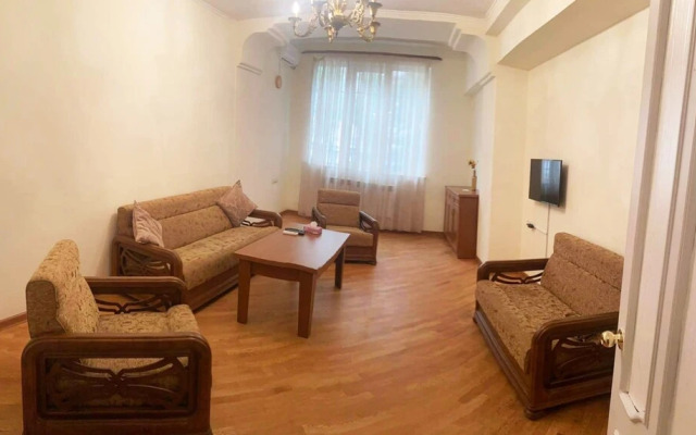Domino Yerevan Hostel & Tours