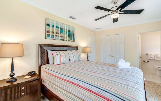 Seaside Sonata by Vtrips