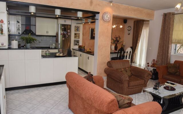 Simplistic Holiday Home in Saint Nicholas With Balcony