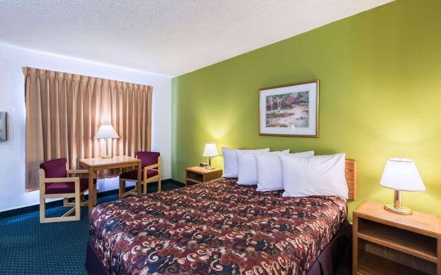 Super 8 by Wyndham Grand Island South