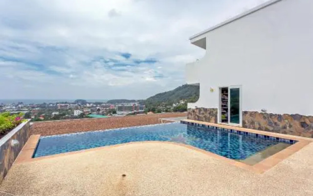 Kata Ocean View Condominium By Lofty