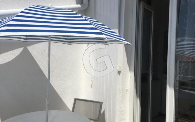 Appartement La Tranche-sur-Mer, 1 pièce, 2 personnes - FR-1-357-240