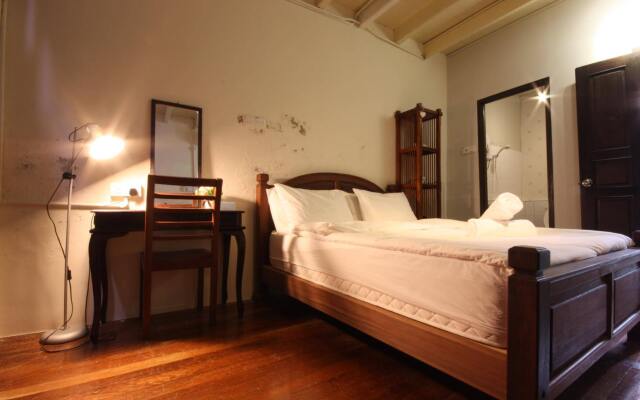 Pavilion Coffee Guesthouse