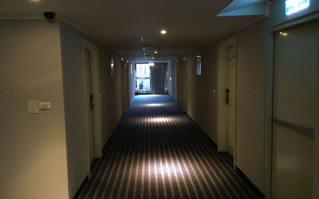 Well Garden Hotel