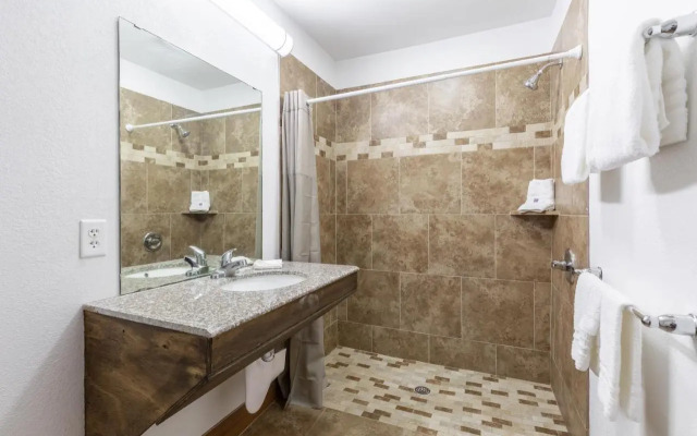 Americas Best Value Inn & Suites - College Station/Bryan
