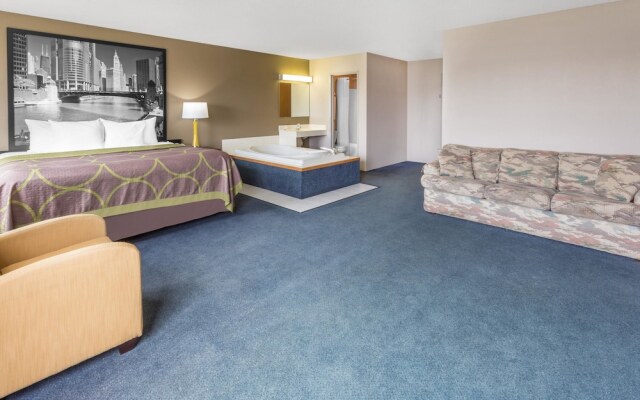 Super 8 Hebron Lowell Area