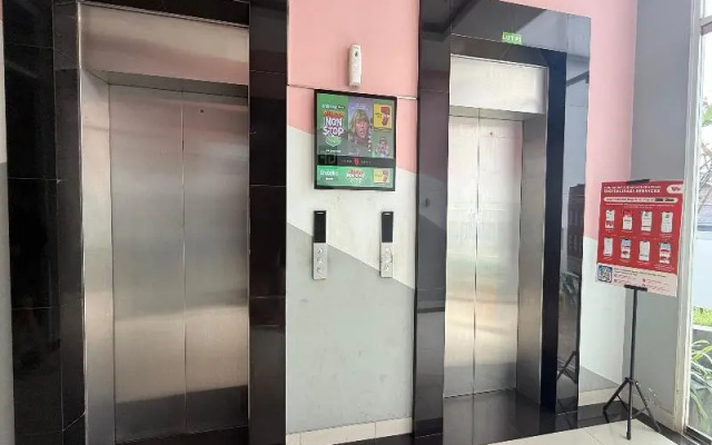 Serpong Garden Nature Inn – Hotel Rooms – Legok