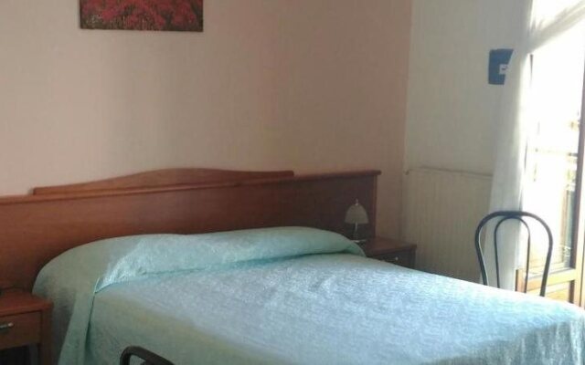Hotel 2 Mari
