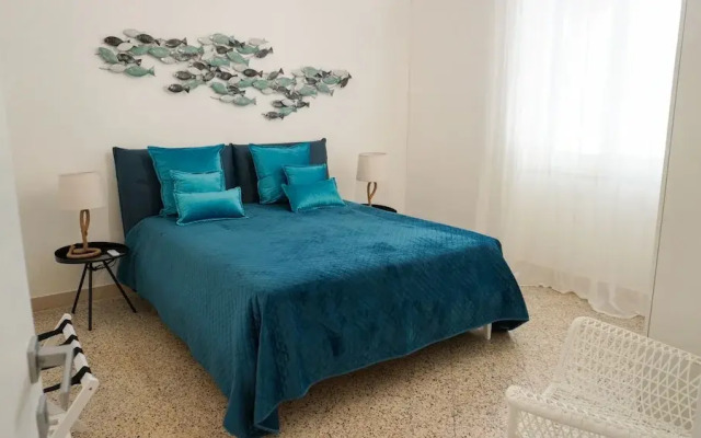 Donna Elena House