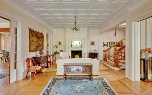Hillholm Estate