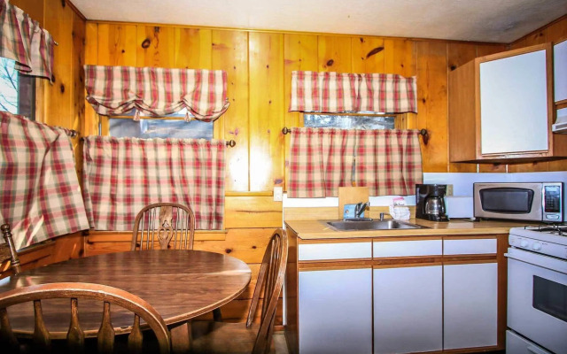 Shore Acres Lodge