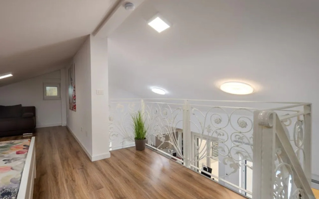 Villa Shaula 2