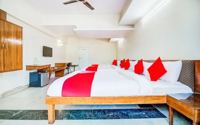 Oyo Flagship 36730 Hotel Mittal Residency