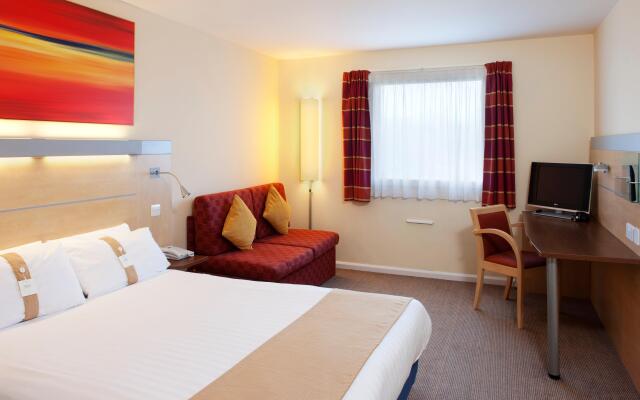 Holiday Inn Express Cardiff Airport by IHG