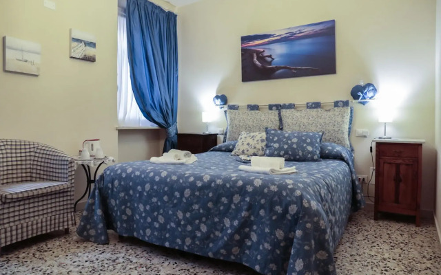 Le Finestre Sul Borgo Rooms