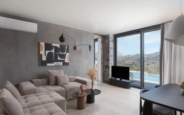 Neromai Cave Luxury Villas