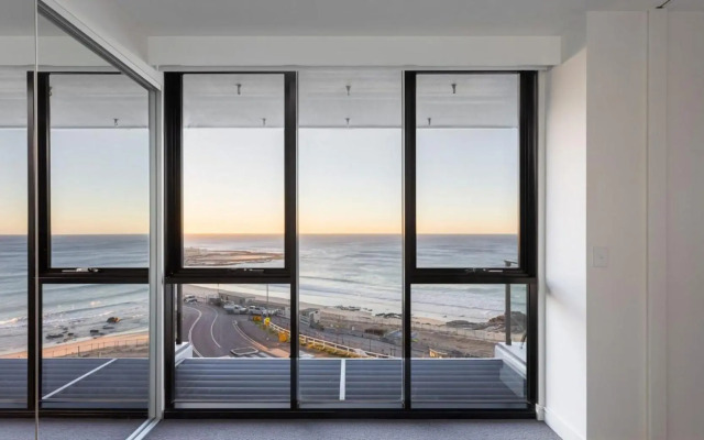 The Outlook 2 - Beachfront Apartment Newcastle