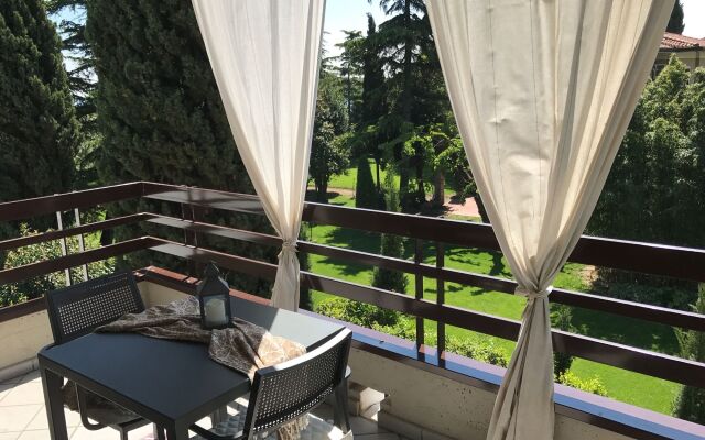 Alexandra Stay Residence
