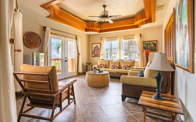 Lighthouse Beach Villas