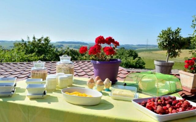 Cabane dans les arbres / Swin-golf de Cremin