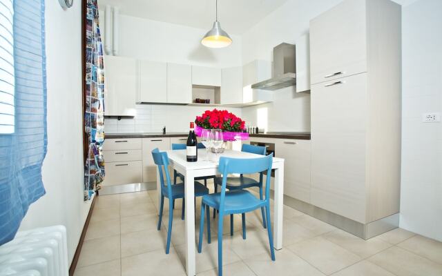 Good Wine Apartments