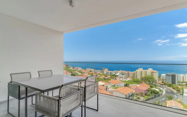 Luxury Laura Apartment