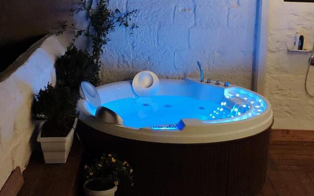 Amalfi Pool Suite - Puglia Mia Apartments