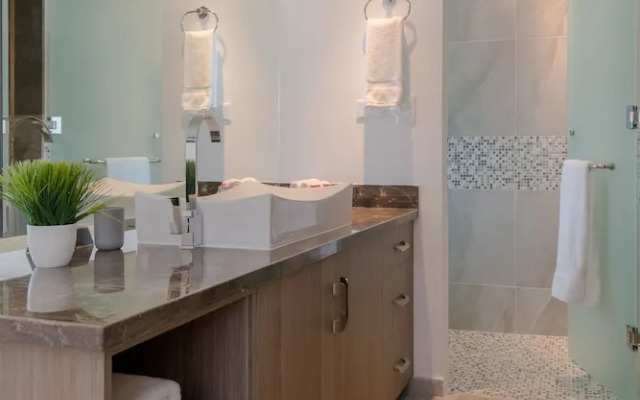 Marea-503 by Playa District