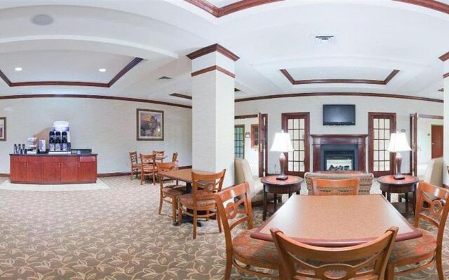 Holiday Inn Express & Suites Bethlehem Arpt-Allentown Area
