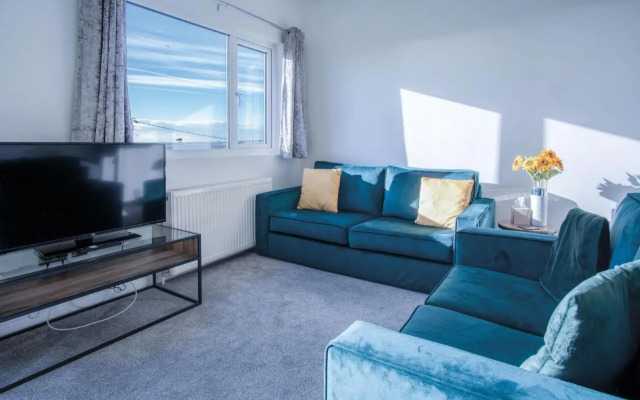 The Penthouse 1 Bedroom Apartment Ocean Breeze