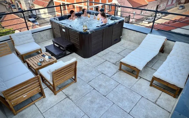 Hotel Fantazia Oradea