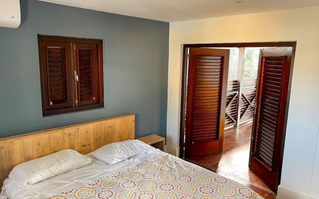 Cozy Holiday Villa at the Damasco Resort Near Jan Thiel on Curacao