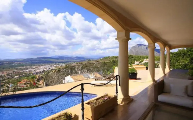 Villa Hiedra