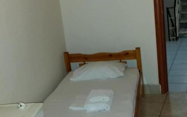 Korydallos Hotel
