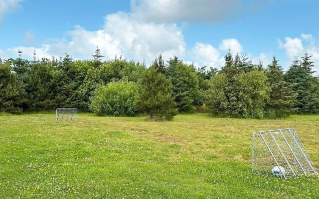 16 Person Holiday Home in Ulfborg