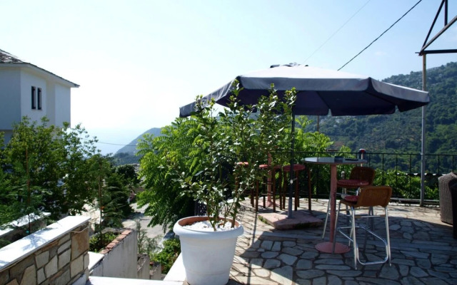 Paradeisos Double Room 3
