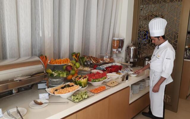 Royal Falcon Hotel
