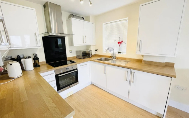 Flat 3 Seabreeze