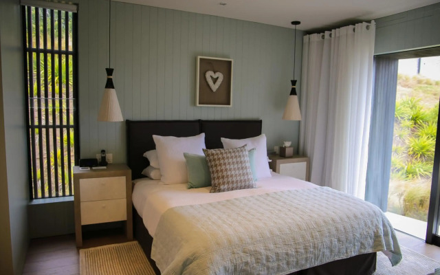 Kinloch Manor & Villas
