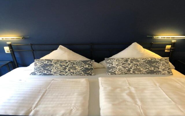Bensons Hotel