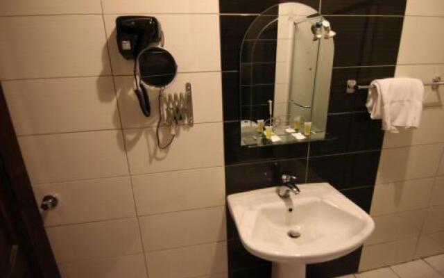 Asalat Al Hamra Furnished Units