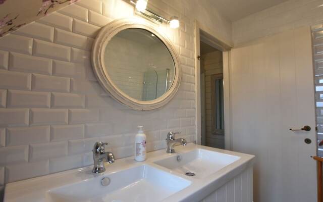Charming Holiday Home in Damme with Private Garden