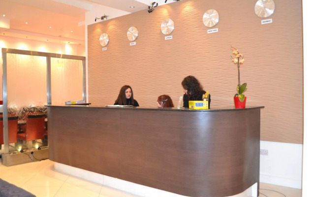 Cromwell International Hotel