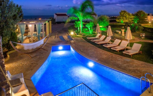 Azzuro Villa with private pool